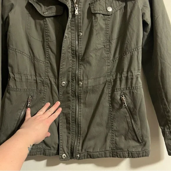 Guess Lined Green Utility Jacket Size Small - Picture 6 of 10